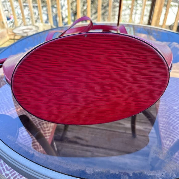 🔥🔥Louis Vuitton Red Epi Leather St.Jacques GM Tote - Picture 11 of 15